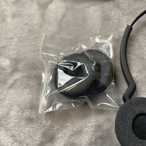 Jabra Biz 2300 HSC015 Professional Call Center Headset USB Quick Start Guide - Picture 4 of 11